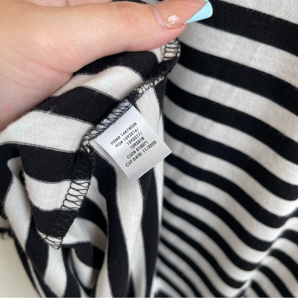 TORRID Black White Striped Yellow Nirvana Classic Fit Ringer Graphic Band Tee - Picture 11 of 11